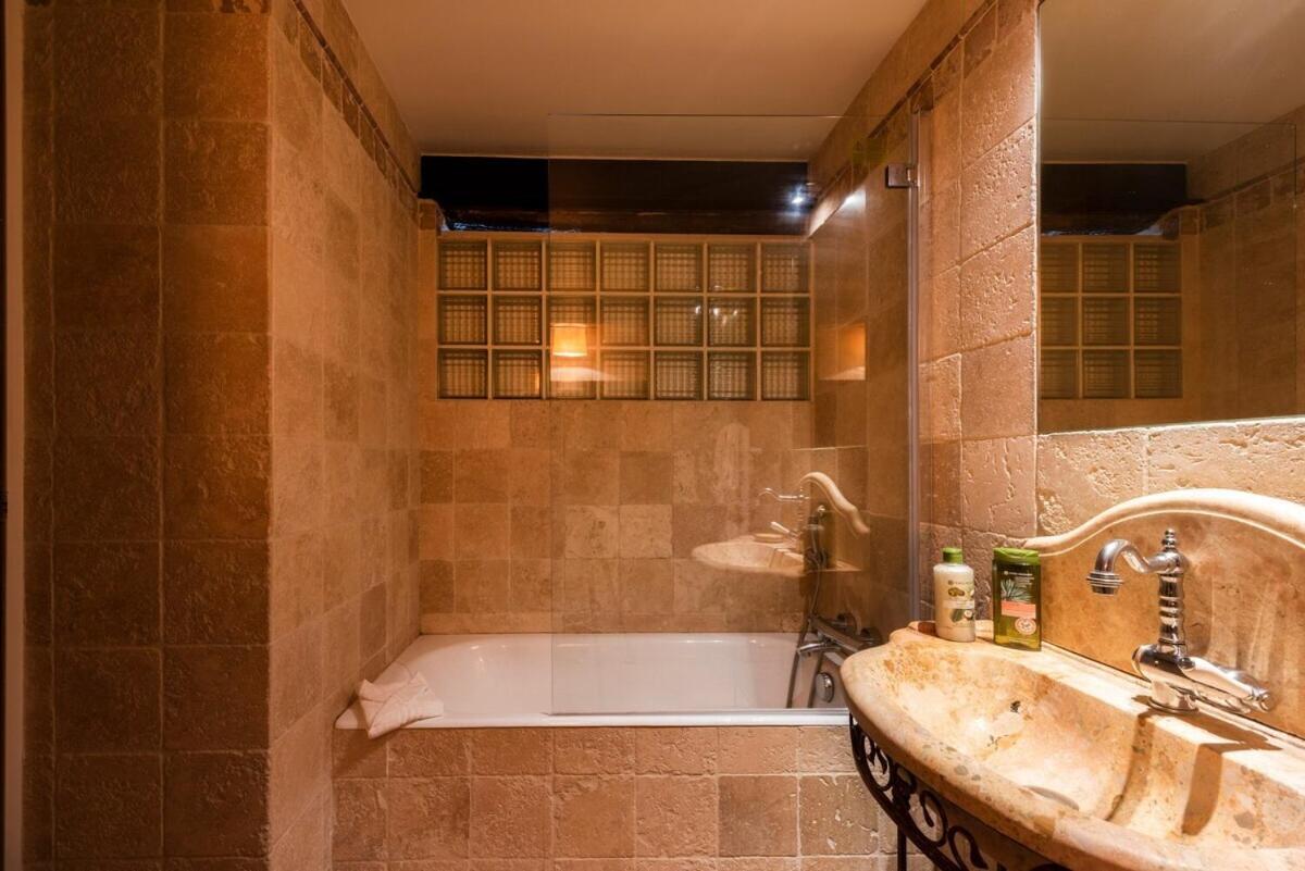 Charming Apartment - Marais Quarter - 6P - 2Bdr - Center Of Paris Exterior photo